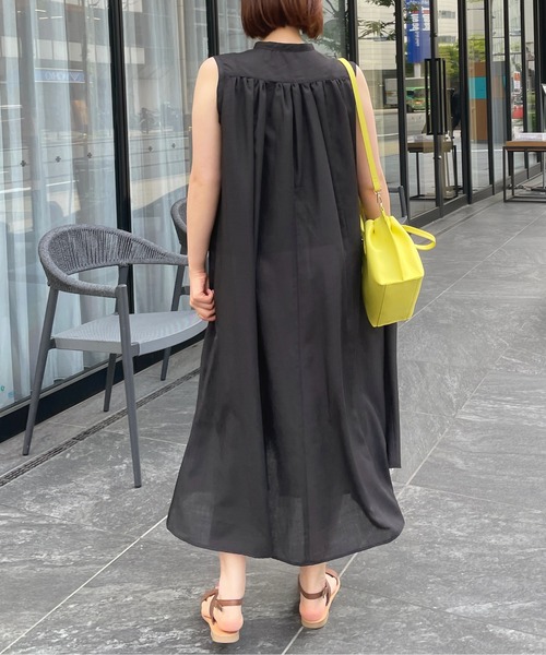 StyleSea（スタイルシー）の「スラブジョーゼットギャザージレワンピース（ワンピース・レディース・ホワイト/ブラック/ベージュ/オリーブ・MEDIUM）」の7枚目の写真