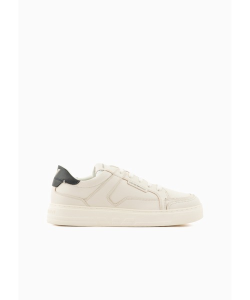 EMPORIO ARMANI（エンポリオアルマーニ）の「【エンポリオ アルマーニ】スニーカー ハンマードレザー製（スニーカー・メンズ・ブルー系その他/ブラック系その他/アイボリー・8/9/7/6.5/7.5/8.5/6/9.5）」の2枚目の写真