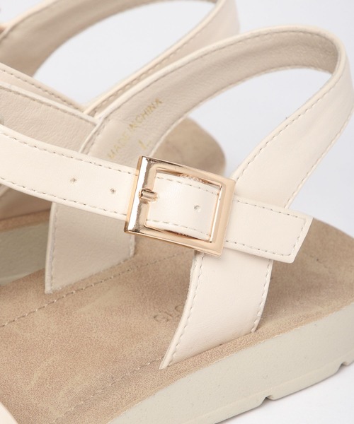 GLOBAL WORK(グローバルワーク)の「らくっションマエアキグルカ/272454(サンダル・レディース・アイボリー/ブラック・SMALL/MEDIUM/LARGE)」の6枚目の写真