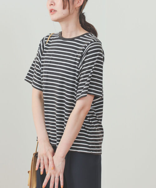 BEAMS HEART（ビームスハート）の「BEAMS HEART / 変形アームホール ボーダープルオーバー（Tシャツ/カットソー・レディース・ブラック/オフホワイト/オリーブ・FREE）」の8枚目の写真