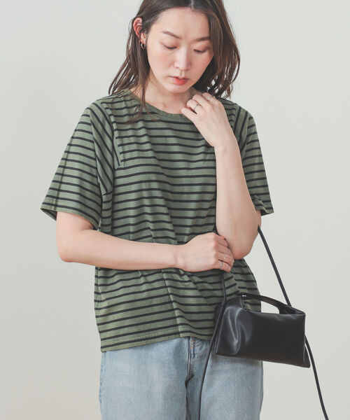 BEAMS HEART（ビームスハート）の「BEAMS HEART / 変形アームホール ボーダープルオーバー（Tシャツ/カットソー・レディース・ブラック/オフホワイト/オリーブ・FREE）」の19枚目の写真