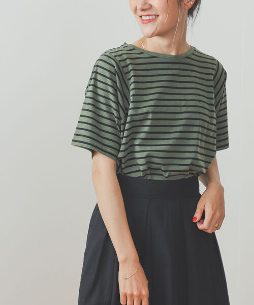 BEAMS HEART（ビームスハート）の「BEAMS HEART / 変形アームホール ボーダープルオーバー（Tシャツ/カットソー・レディース・ブラック/オフホワイト/オリーブ・FREE）」の22枚目の写真