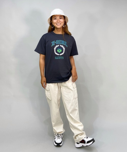 X-girl（エックスガール）の「【ムラサキスポーツ別注】X-GIRL/エックスガール  ビッグシルエット/オーバーサイズ/カレッジ風ロゴTシャツ   105221011022（Tシャツ/カットソー・レディース・ホワイト/ブラック/ベージュ/グレー/グリーン・M/L/XL）」の16枚目の写真