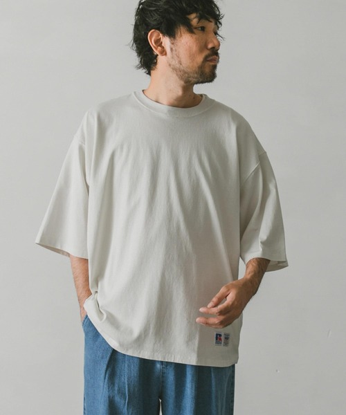 Russell Athletic（ラッセルアスレティック）の「『別注』RUSSELL ATHLETIC×DOORS　オーバーダイヘビーオンスTシャツ（Tシャツ/カットソー・メンズ・グリーン/ホワイト系その他/ブルー系その他/スミクロ・MEDIUM/LARGE/X-LARGE）」の21枚目の写真