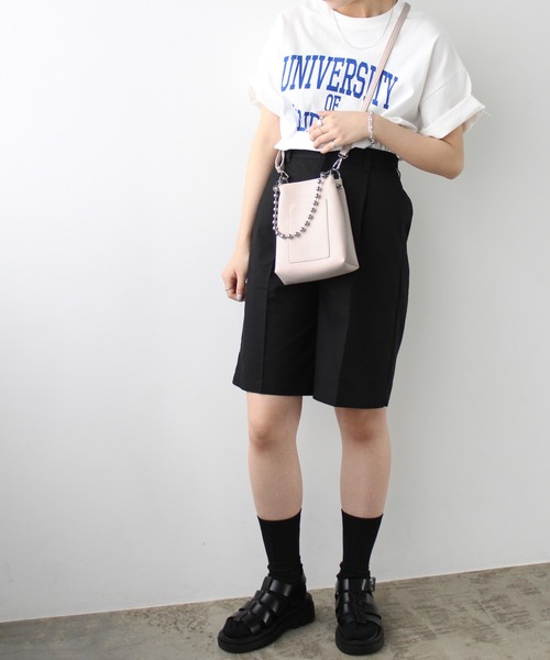 GeeRA（ジーラ）の「ボールチェーン2WAYミニバッグ（ショルダーバッグ・レディース・ブラック/アイボリー/オレンジ/ブルー・FREE）」の6枚目の写真