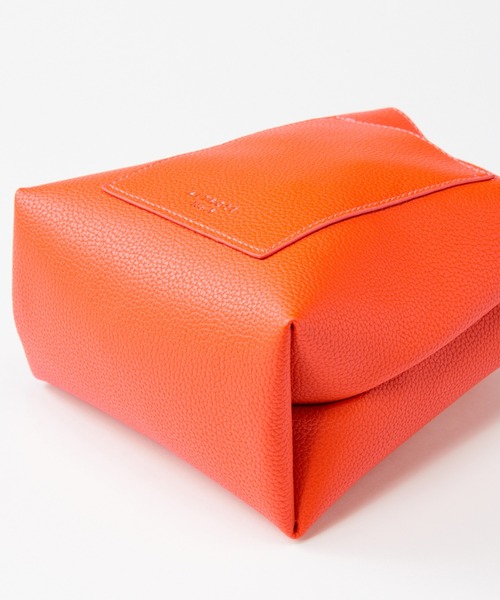 GeeRA（ジーラ）の「ボールチェーン2WAYミニバッグ（ショルダーバッグ・レディース・ブラック/アイボリー/オレンジ/ブルー・FREE）」の16枚目の写真