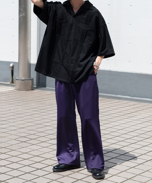 Perushu(ペルーシュ)の「ダブルポケット開襟キューバシャツ(シャツ/ブラウス・メンズ・ブラック/オフホワイト/グリーン・MEDIUM/LARGE)」の4枚目の写真