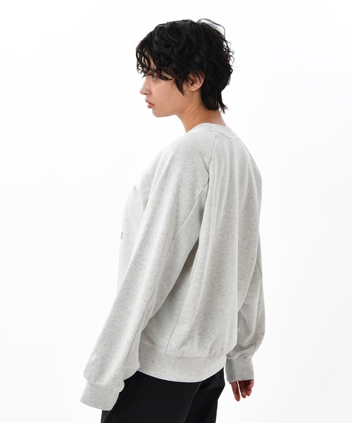 NEW BALANCE(ニューバランス)の「NB Athletics スウェットクルー(スウェット・レディース・ホワイト/ネイビー・SMALL/MEDIUM/LARGE/X-LARGE)」の10枚目の写真