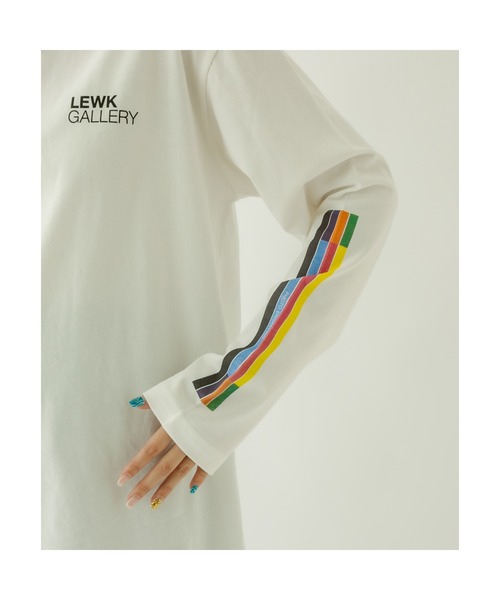mystic（ミスティック）の「LEWK GALLERY ロングTシャツ（Tシャツ/カットソー・レディース・オフホワイト・FREE）」の5枚目の写真