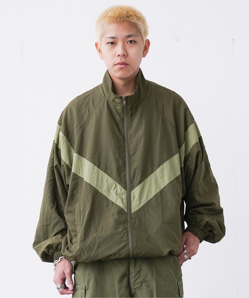 INTER FACTORY（インターファクトリー）の「fuv - military nylon jacket ミリタリーナイロンジャケット　made in INTER FACTORY（ナイロンジャケット・メンズ・ブラック/カーキ/グレー・LARGE/X-LARGE）」の15枚目の写真