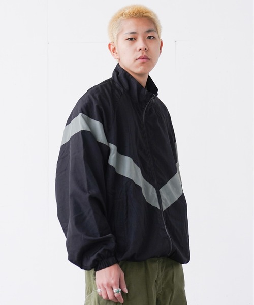 INTER FACTORY（インターファクトリー）の「fuv - military nylon jacket ミリタリーナイロンジャケット　made in INTER FACTORY（ナイロンジャケット・メンズ・ブラック/カーキ/グレー・LARGE/X-LARGE）」の8枚目の写真