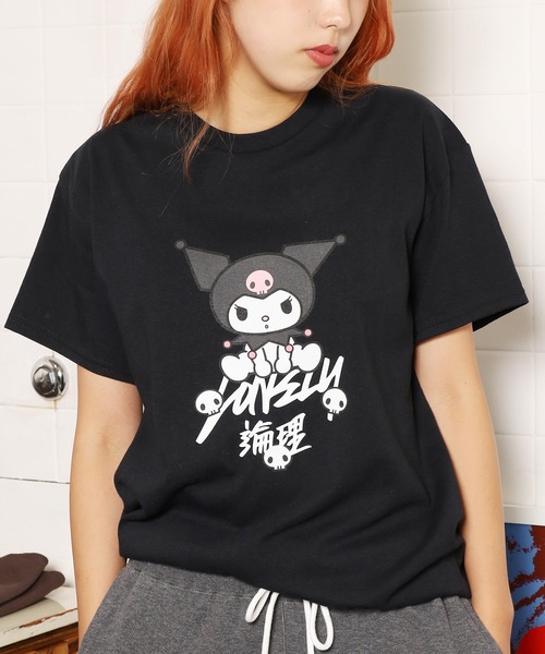LONELY/論理(ロンリー)の「LONELY(論理)/ロンリー×SANRIO/サンリオ KUROMI TAGGING TEE 半袖Tシャツ(Tシャツ/カットソー・メンズ・ホワイト/ブラック・M/XL/L)」の8枚目の写真