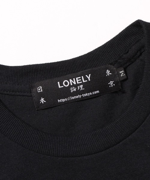 LONELY/論理(ロンリー)の「LONELY(論理)/ロンリー×SANRIO/サンリオ KUROMI TAGGING TEE 半袖Tシャツ(Tシャツ/カットソー・メンズ・ホワイト/ブラック・M/XL/L)」の13枚目の写真