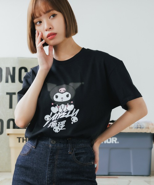 LONELY/論理(ロンリー)の「LONELY(論理)/ロンリー×SANRIO/サンリオ KUROMI TAGGING TEE 半袖Tシャツ(Tシャツ/カットソー・メンズ・ホワイト/ブラック・M/XL/L)」の14枚目の写真