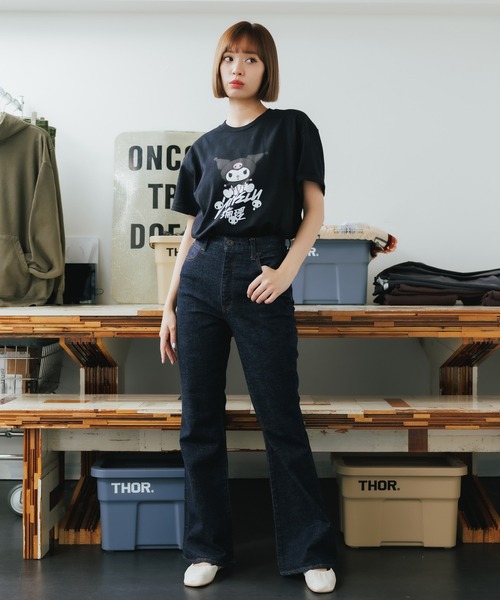 LONELY/論理(ロンリー)の「LONELY(論理)/ロンリー×SANRIO/サンリオ KUROMI TAGGING TEE 半袖Tシャツ(Tシャツ/カットソー・メンズ・ホワイト/ブラック・M/XL/L)」の4枚目の写真