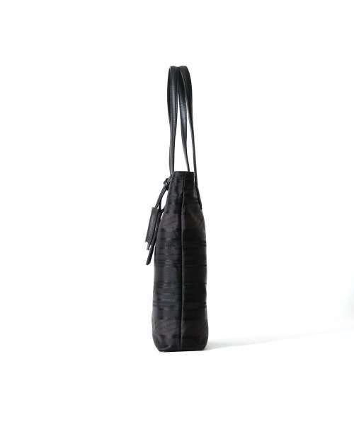 PELLE MORBIDA(ペッレモルビダ)の「BASQUE(バスク) MB069BQ-トートバッグ(トートバッグ・メンズ・ベージュ/ブラック・フリー)」の4枚目の写真