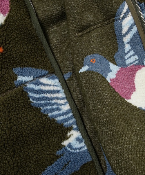 JW Anderson(ジェイダブリューアンダーソン)の「ジャケット(その他アウター・メンズ・カーキ・M/L)」の2枚目の写真