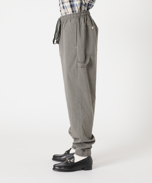 417 EDIFICE（フォーワンセブンエディフィス）の「【HEAR MY NAME / ヒアマイネーム】別注 ペインタージョグパンツ（その他パンツ・メンズ・チャコールグレー/ネイビー・MEDIUM/LARGE）」の12枚目の写真