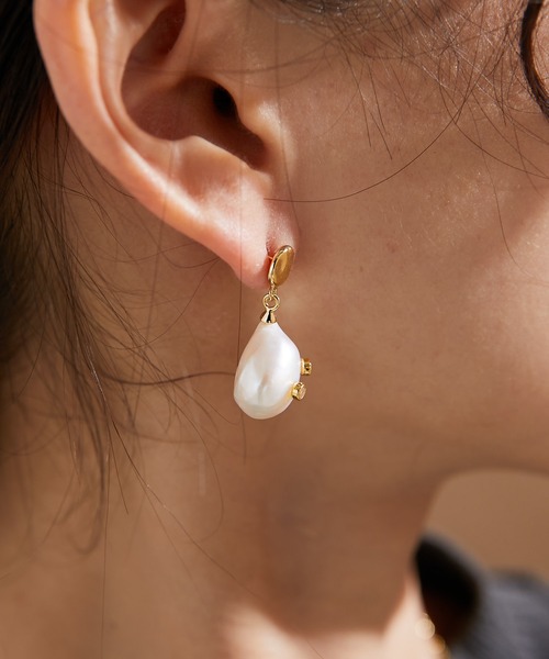 ear PAPILLONNER(イアパピヨネ)の「シルバー925きらりパールピアス(ピアス(両耳用)・レディース・ホワイト・FREE)」の4枚目の写真