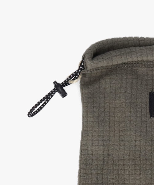 Gramicci（グラミチ）の「GRAMICCI  AJ NECK WARMER（ネックウォーマー/スヌード・メンズ・グレー/ネイビー・F）」の11枚目の写真