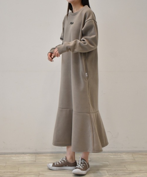 FILA（フィラ）の「＜ＦＩＬＡ/フィラ＞裾フレアーワンピース（ワンピース・レディース・ブラック/モカ・M/L/LL）」の17枚目の写真