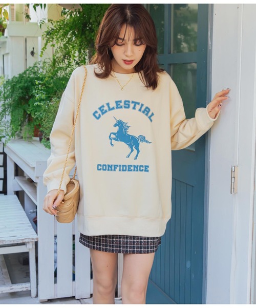 CHILLE（チル）の「ユニコーンプリント裏起毛スウェットプルオーバー（スウェット・レディース・アイボリー/ミント/ラベンダー・FREE）」の4枚目の写真