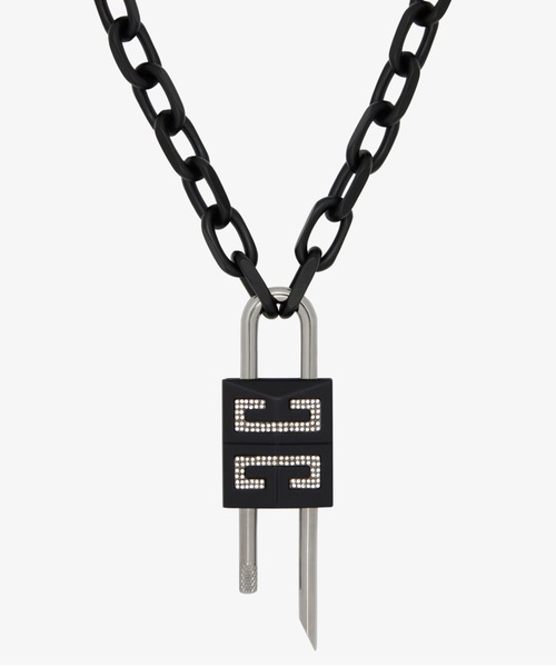 GIVENCHY（ジバンシイ）の「Lock necklace with crystals（ネックレス）」 WEAR