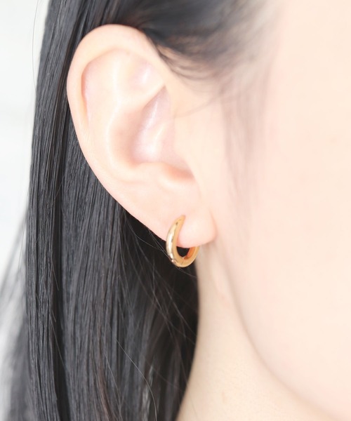 calmila(カルミラ)の「金属アレルギー対応 8size展開/ユニセックスステンレスフープピアス(ピアス(両耳用)・レディース・その他4/その他7/その他9/その他12/その他20/その他21/その他30/その他32/その他16/その他17/その他18/その他25/その他26/その他27/その他28/その他29/その他6/その他14/その他15/その他1/その他2/その他3/その他5/その他11/その他8/その他10/その他13/その他19/その他22/その他24/その他31・14/10/20/12/8/18/16)」の8枚目の写真