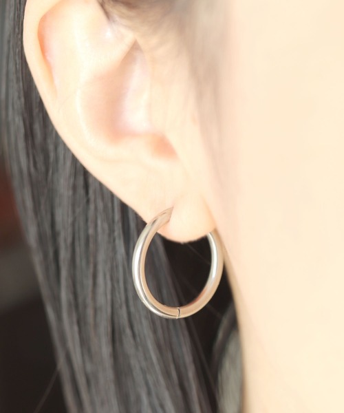 calmila(カルミラ)の「金属アレルギー対応 8size展開/ユニセックスステンレスフープピアス(ピアス(両耳用)・レディース・その他4/その他7/その他9/その他12/その他20/その他21/その他30/その他32/その他16/その他17/その他18/その他25/その他26/その他27/その他28/その他29/その他6/その他14/その他15/その他1/その他2/その他3/その他5/その他11/その他8/その他10/その他13/その他19/その他22/その他24/その他31・14/10/20/12/8/18/16)」の9枚目の写真