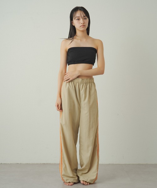 earthy(アーシー)の「earthy_ナイロンラインパンツ(その他パンツ・レディース・ベージュ/ブラック・S/M)」の11枚目の写真