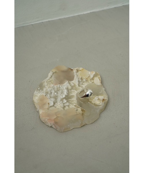 CLANE（クラネ）の「EGG SHAPE RING（リング・レディース・シルバー・FREE）」の3枚目の写真