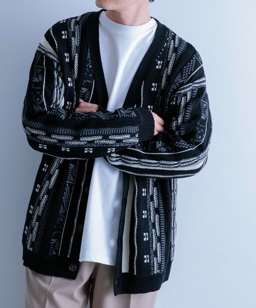 ITEMS URBANRESEARCH（アイテムズ アーバンリサーチ）の「マルチジャカード ニットカーディガン（カーディガン/ボレロ・メンズ・グリーン/ネイビー/ブラック・MEDIUM/LARGE）」の10枚目の写真