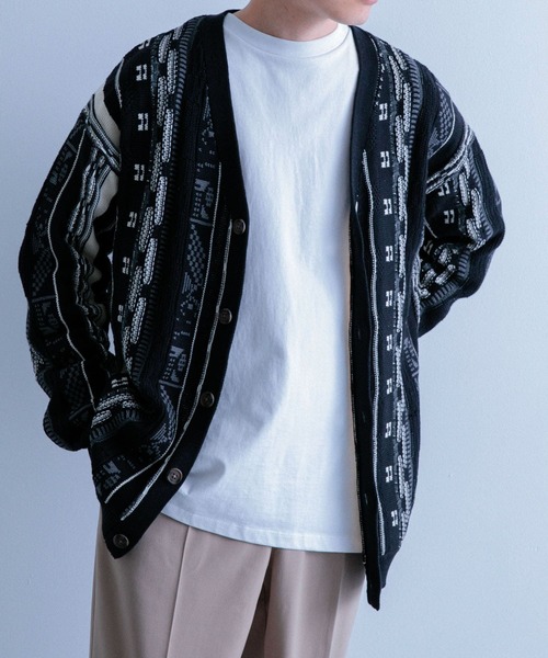 ITEMS URBANRESEARCH（アイテムズ アーバンリサーチ）の「マルチジャカード ニットカーディガン（カーディガン/ボレロ・メンズ・グリーン/ネイビー/ブラック・MEDIUM/LARGE）」の11枚目の写真