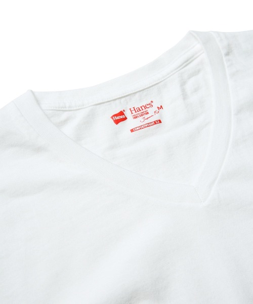 HANES(ヘインズ)の「【Hanes/ヘインズ】【JAPAN FIT】ジャパンフィット 2枚組VネックTシャツ 透けにくい5.3oz パックT 無地(Tシャツ/カットソー・メンズ・ホワイト・MEDIUM/LARGE/SMALL/X-LARGE)」の4枚目の写真