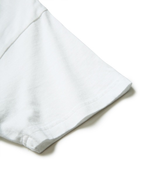 HANES(ヘインズ)の「【Hanes/ヘインズ】【JAPAN FIT】ジャパンフィット 2枚組VネックTシャツ 透けにくい5.3oz パックT 無地(Tシャツ/カットソー・メンズ・ホワイト・MEDIUM/LARGE/SMALL/X-LARGE)」の5枚目の写真