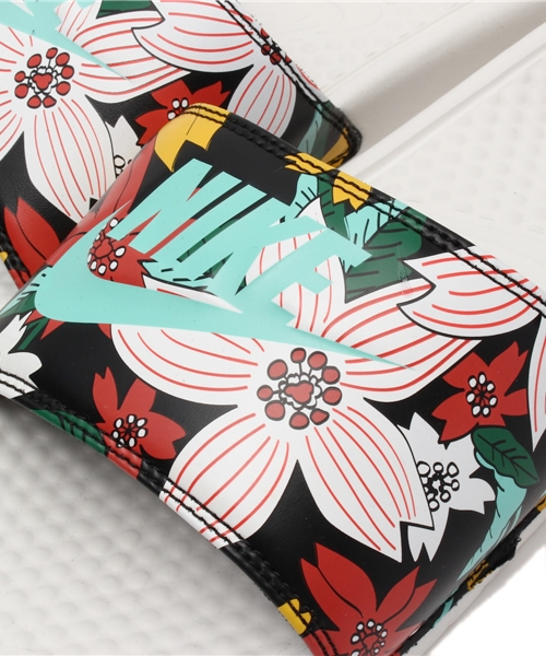 NIKE（ナイキ）の「ウィメンズ ナイキ ベナッシ アロハプリント サンダル NIKE WNMS BENASSI JDI PRINT 618919（ビーチサンダル・メンズ・ブラック/レッド・23cm/27cm/29cm/24cm/28cm/25cm）」の3枚目の写真