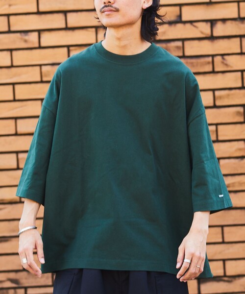 FREAK'S STORE（フリークスストア）の「【限定展開】CHOW DOWN/チャウダウン ビッグシルエット ワンポイント刺繍 クルーネックTシャツ/ワイドシルエット（Tシャツ/カットソー・メンズ・ホワイト/ブラック/アッシュグレー/グレイッシュベージュ/ダークグリーン/ネイビー・SMALL/MEDIUM/LARGE）」の13枚目の写真