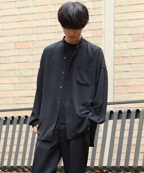SITRY(シトリー)の「Oversize Drop shoulder Drape Band Collar shirt/オーバーサイズ ドロップショルダー ドレープ バンドカラーシャツ(シャツ/ブラウス・メンズ・ホワイト/ブルーグレー/ブラック/ダークグリーン・L/LL/M)」の20枚目の写真