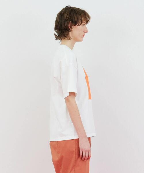 FRAPBOIS(フラボア)の「【WEB限定カラー:ホワイト×パープル、ブルー、ネイビー】テイストT(Tシャツ/カットソー・レディース・ホワイト×パープル/ピンク系その他/ブルー/ブラック/ホワイト×ピンク/ネイビー・2/1)」の7枚目の写真