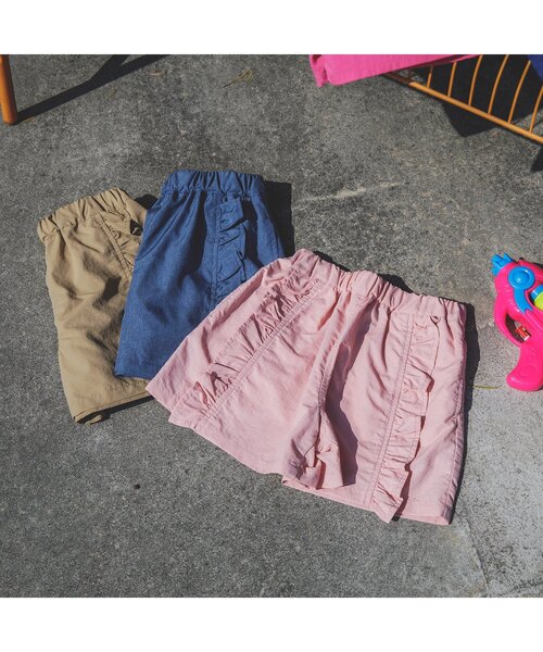 BREEZE（ブリーズ）の「水陸両用フリルショートパンツ_撥水加工（その他パンツ・キッズ・ピンク/ベージュ/ブルー・120/90/100/140/80/130/110）」の6枚目の写真