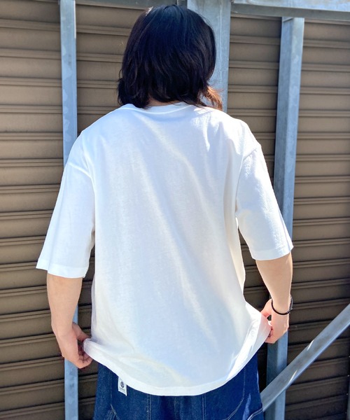 RVCA(ルーカ)の「RVCA/ルーカ ブランドロゴ オーバーサイズ 半袖Tシャツ/クルーネックTシャツ BD041-273(Tシャツ/カットソー・メンズ・ホワイト×レッド/バーガンディー/ブラック×ブラック・XL/L/M)」の6枚目の写真