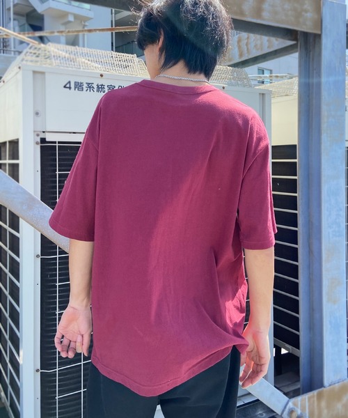 RVCA(ルーカ)の「RVCA/ルーカ ブランドロゴ オーバーサイズ 半袖Tシャツ/クルーネックTシャツ BD041-273(Tシャツ/カットソー・メンズ・ホワイト×レッド/バーガンディー/ブラック×ブラック・XL/L/M)」の7枚目の写真