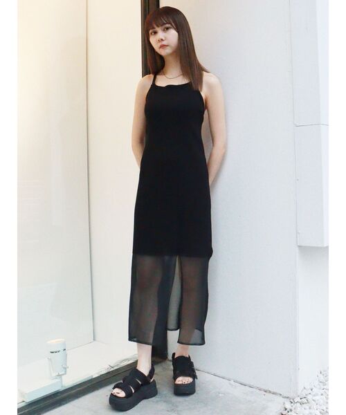 MURUA（ムルーア）の「シアーニットキャミワンピース（ワンピース・レディース・ブラック/ブルー・FREE）」の13枚目の写真