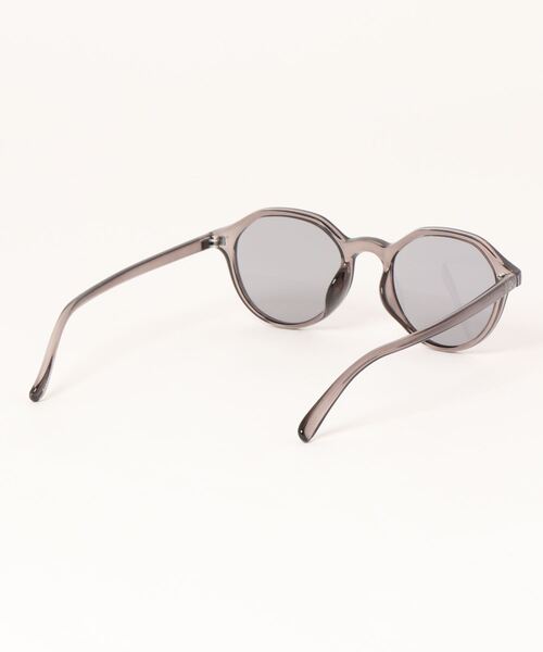 MOUSSY（マウジー）の「FLAME アイウェア（サングラス・レディース・ライトブラック/ライトブラウン・FREE）」の13枚目の写真