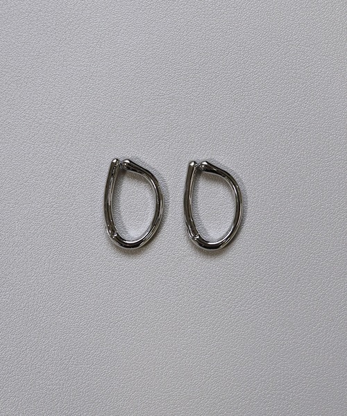 Monocoro toppi（モノコロトッピ）の「クリップ ニュアンス サークル イヤリング（イヤリング・レディース・シルバー/ゴールド・フリー）」の14枚目の写真