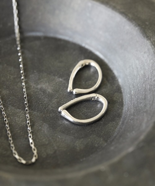 Monocoro toppi（モノコロトッピ）の「クリップ ニュアンス サークル イヤリング（イヤリング・レディース・シルバー/ゴールド・フリー）」の13枚目の写真