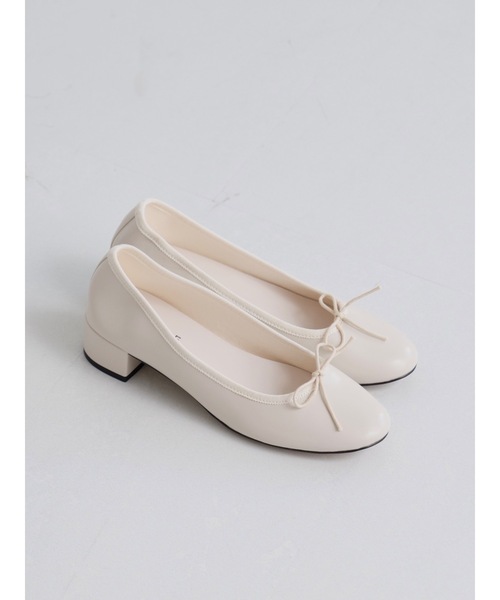 JUMELLE（ジュメロ）の「【柔らか素材】handmade ballet shoes（バレエシューズ・レディース・レッド/ブラック/アイボリー・23.0cm/24.0cm/24.5cm/23.5cm）」の5枚目の写真