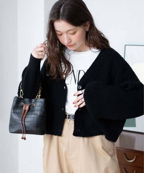 WEGO（ウィゴー）の「WEGO/Vネックカラーカーディガン（カーディガン/ボレロ・レディース・ネイビー/オレンジ/ブラック/グリーン/ワイン・FREE）」の12枚目の写真