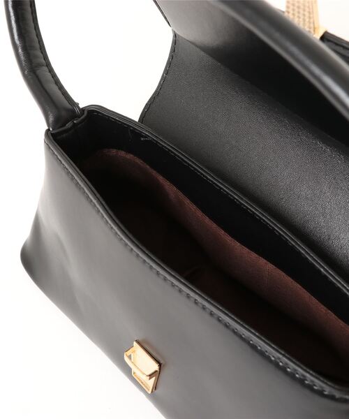 TONE SELECT GOODS(トーンセレクトグッズ)の「【resonance】ゴールド 差し込み錠 シンプル ミニショルダーバッグ/ハンドバッグ(ショルダーバッグ・レディース・ダークブラウン/ブラウン/ベージュ/ブラック・FREE)」の7枚目の写真