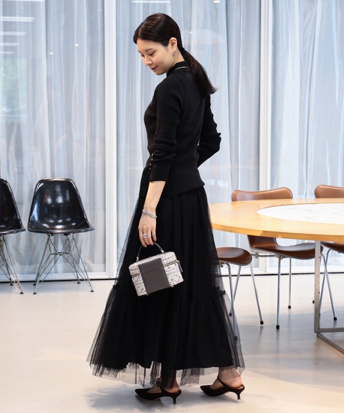 BEAMS HEART（ビームスハート）の「袖口ボタン ベーシック リブニット（ウォッシャブル）（ニット/セーター・レディース・マスタード/ブラウン/チャコールグレー/オフホワイト/ブラック・FREE）」の14枚目の写真